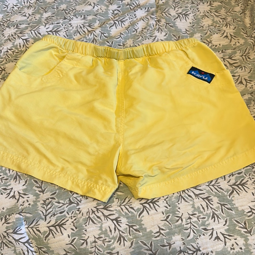 Kavu yellow shorts